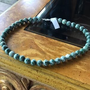 Elegant Green Beaded Necklace